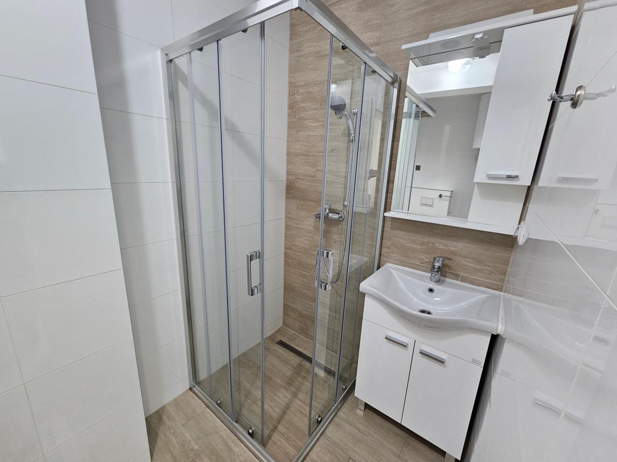 Stan Na Dan Mici Appartement Brčko Buitenkant foto