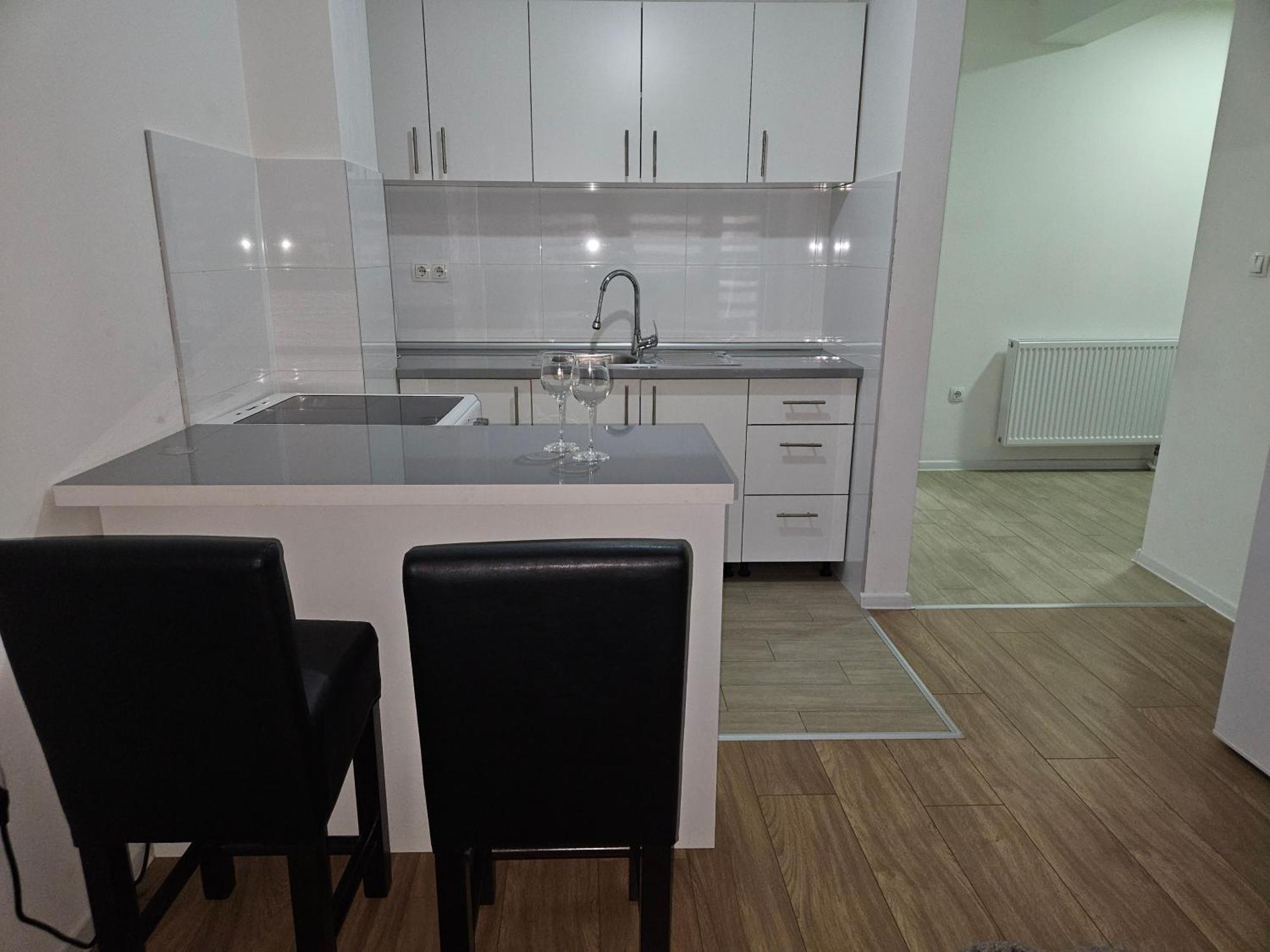 Stan Na Dan Mici Appartement Brčko Buitenkant foto